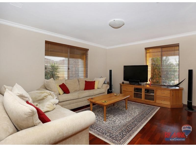 10 Lapwing Rise, Currambine WA 6028