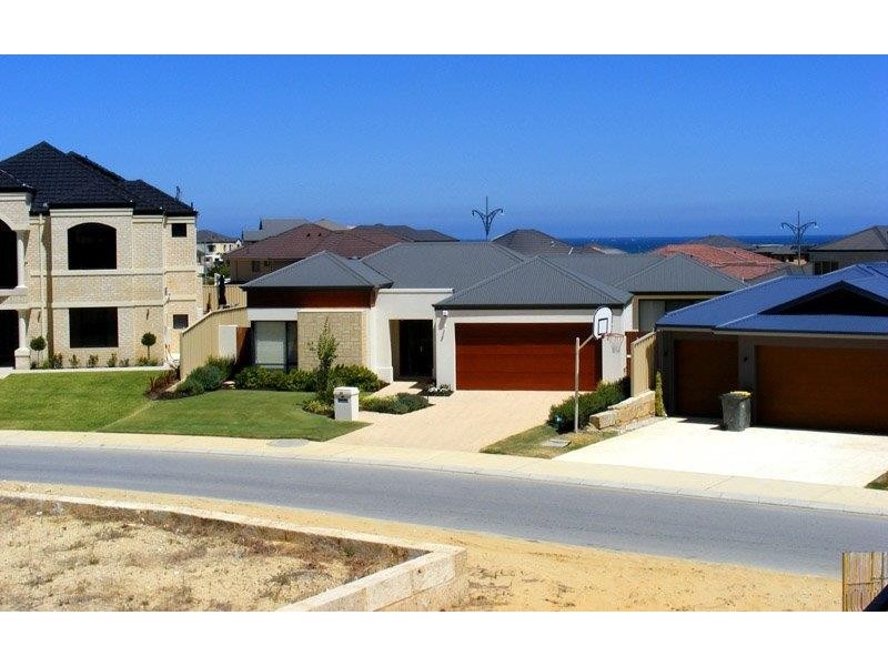 41 Romano Crescent, Iluka WA 6028