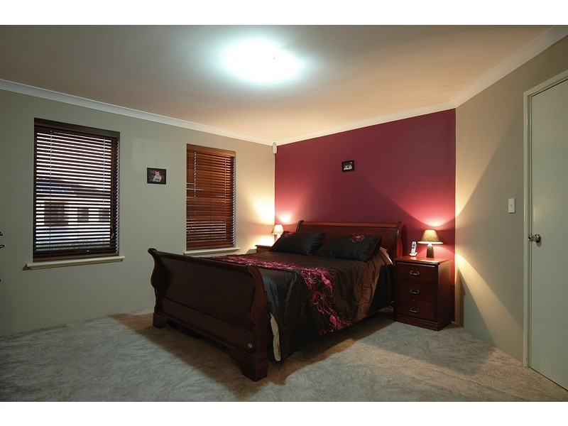 51 Kirkstall Drive, Hocking WA 6065