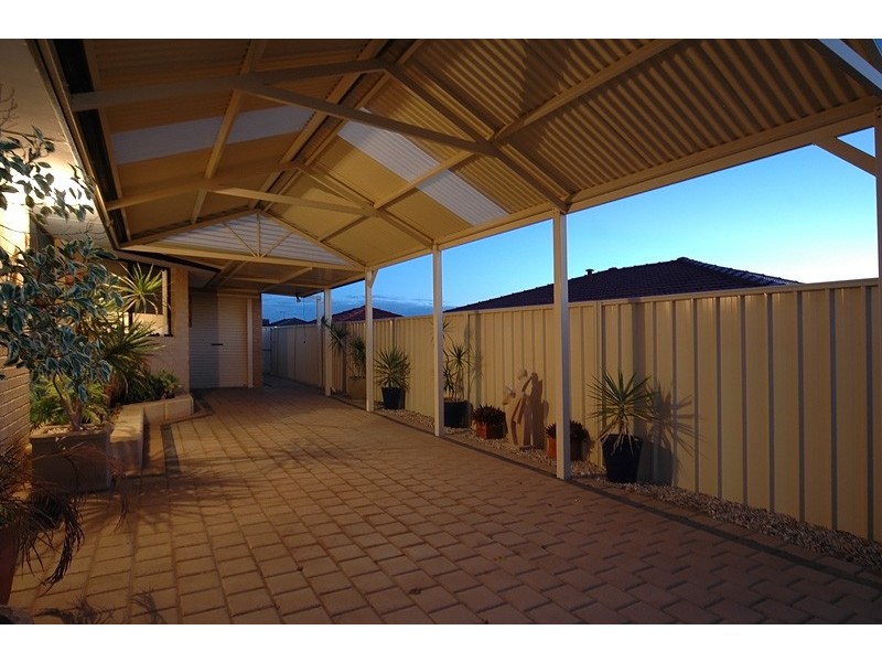 51 Kirkstall Drive, Hocking WA 6065