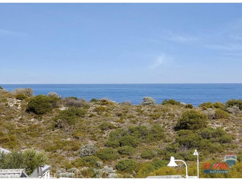 17 Seaside Ave, Yanchep WA 6035