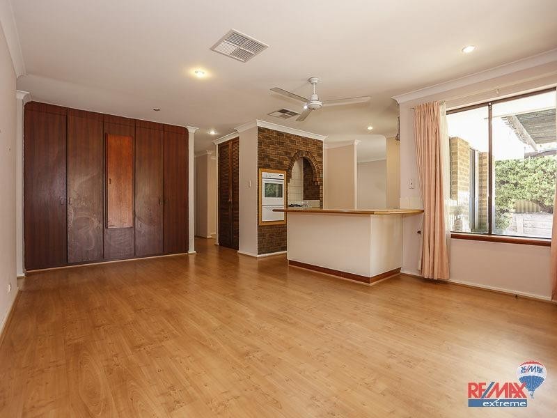 10 Caridean Street, Heathridge WA 6027