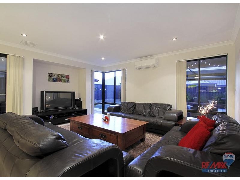 18 Barmouth Loop, Butler WA 6036