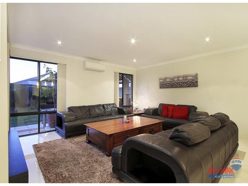 18 Barmouth Loop, Butler WA 6036