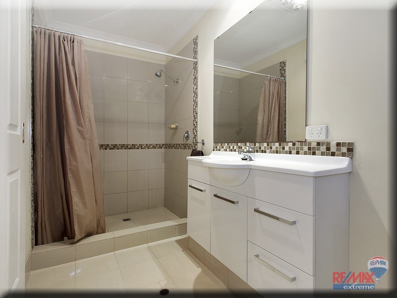 5 Stonegate Street, Butler WA 6036