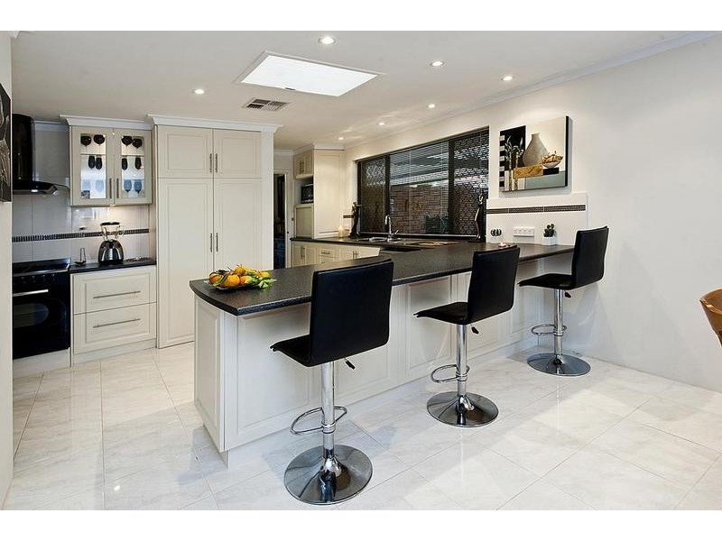 7 Napier Road, Marangaroo WA 6064