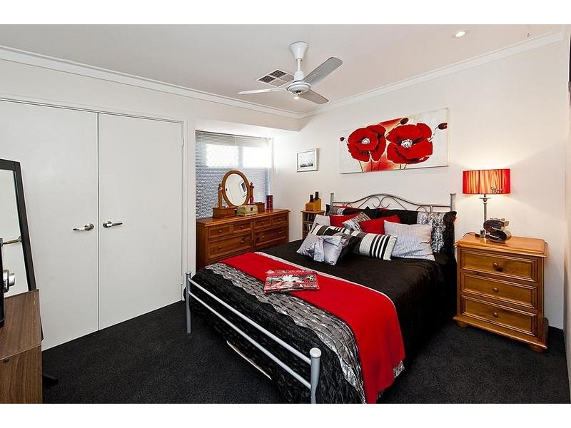 7 Napier Road, Marangaroo WA 6064