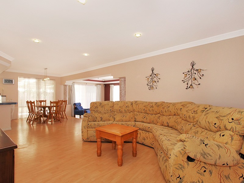 28 Christian Circle, Quinns Rocks WA 6030