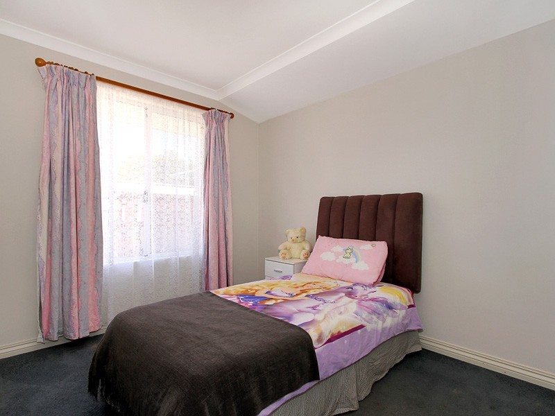 28 Christian Circle, Quinns Rocks WA 6030