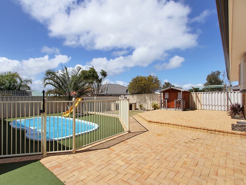 28 Christian Circle, Quinns Rocks WA 6030