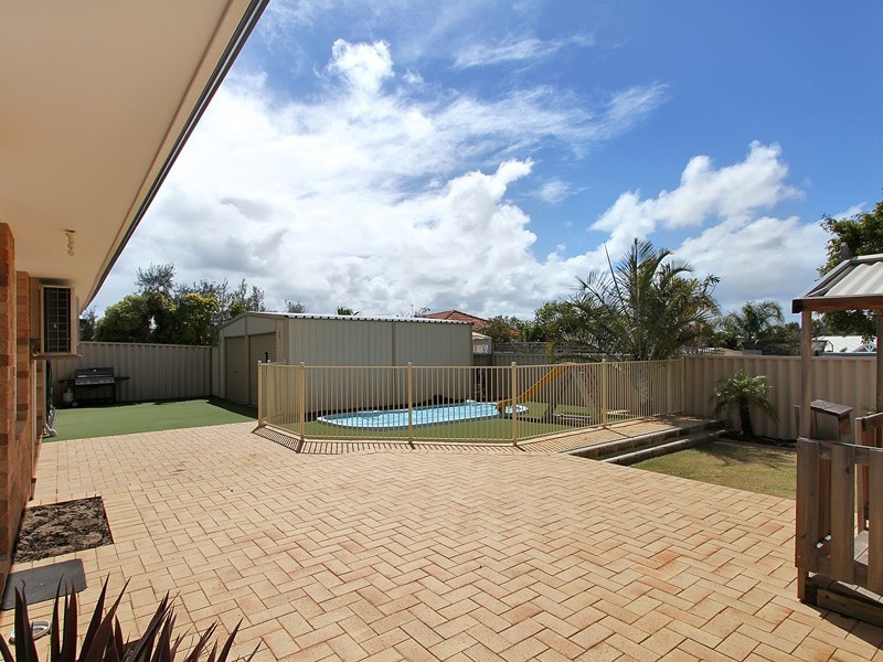 28 Christian Circle, Quinns Rocks WA 6030