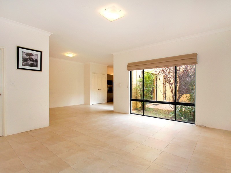 18 Klondike Approach, Butler WA 6036