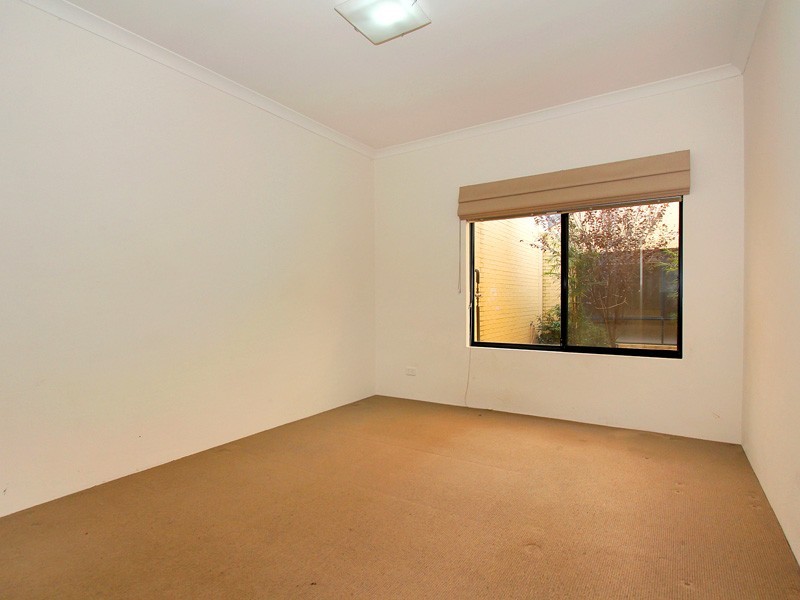 18 Klondike Approach, Butler WA 6036