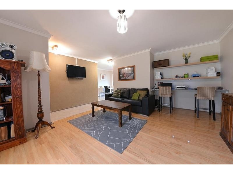 49 Quarkum St, Wanneroo WA 6065