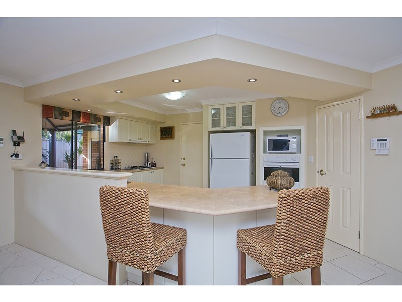 19 Hinckley Parkway, Hocking WA 6065