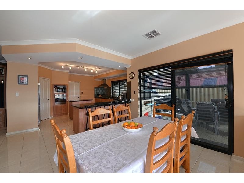 17 Baglione Green, Tapping WA 6065