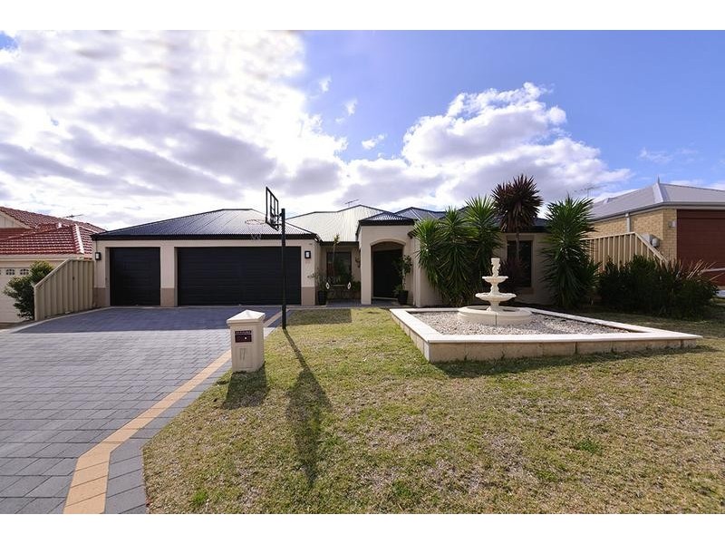 17 Baglione Green, Tapping WA 6065