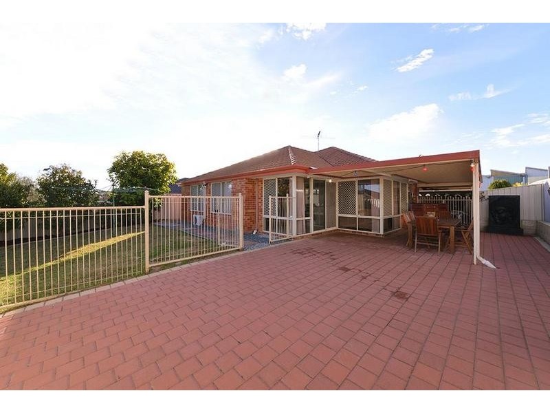 36 Bibbulmun Entrance, Sinagra WA 6065