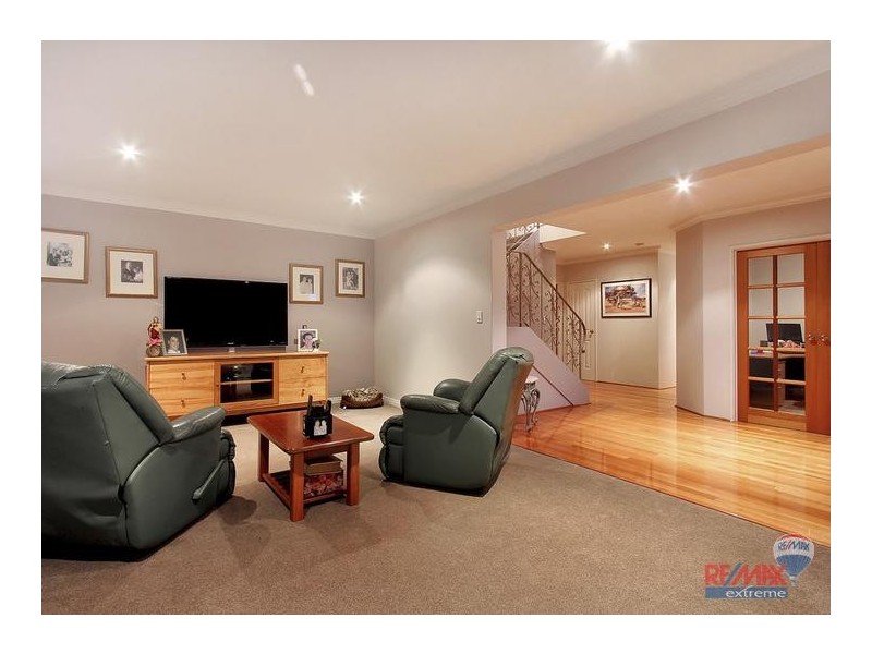 36 Mustique Crescent, Hillarys WA 6025