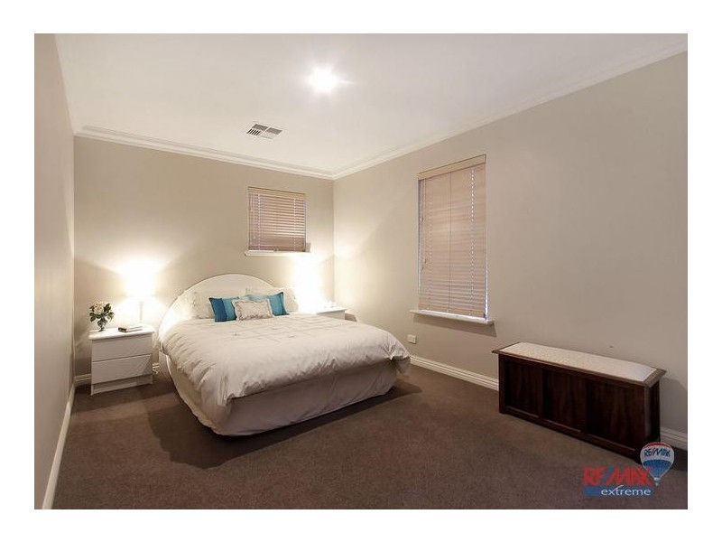 36 Mustique Crescent, Hillarys WA 6025