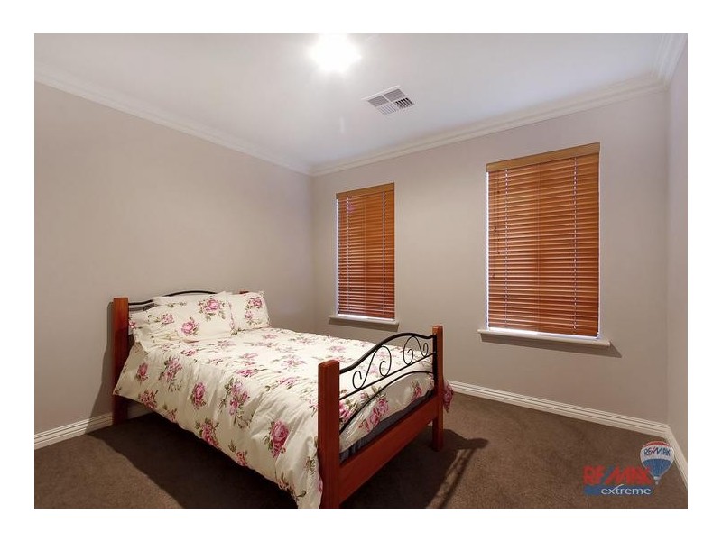 36 Mustique Crescent, Hillarys WA 6025