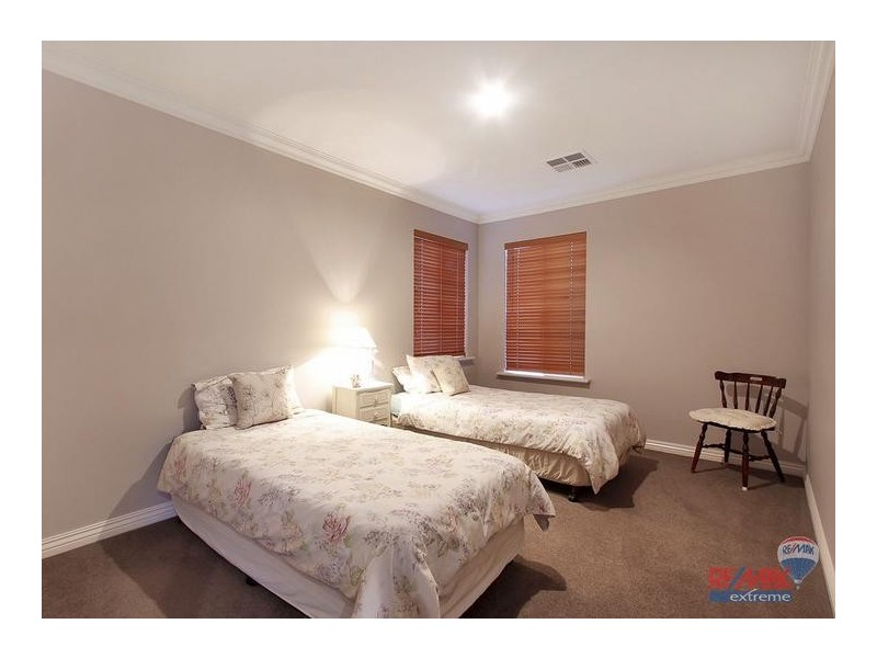 36 Mustique Crescent, Hillarys WA 6025