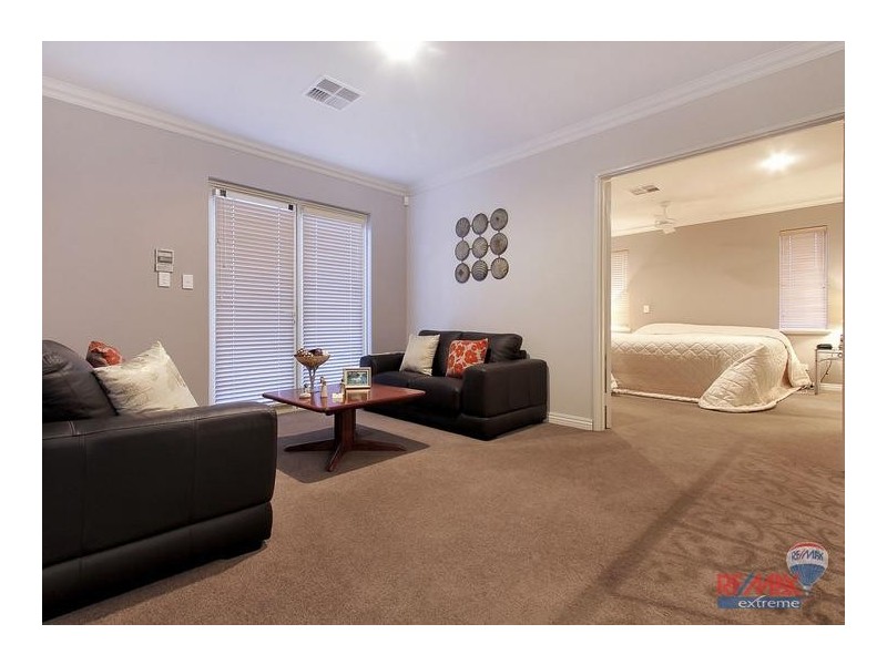 36 Mustique Crescent, Hillarys WA 6025