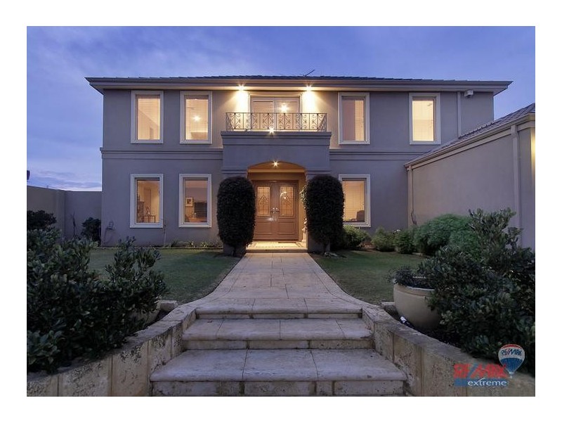 36 Mustique Crescent, Hillarys WA 6025