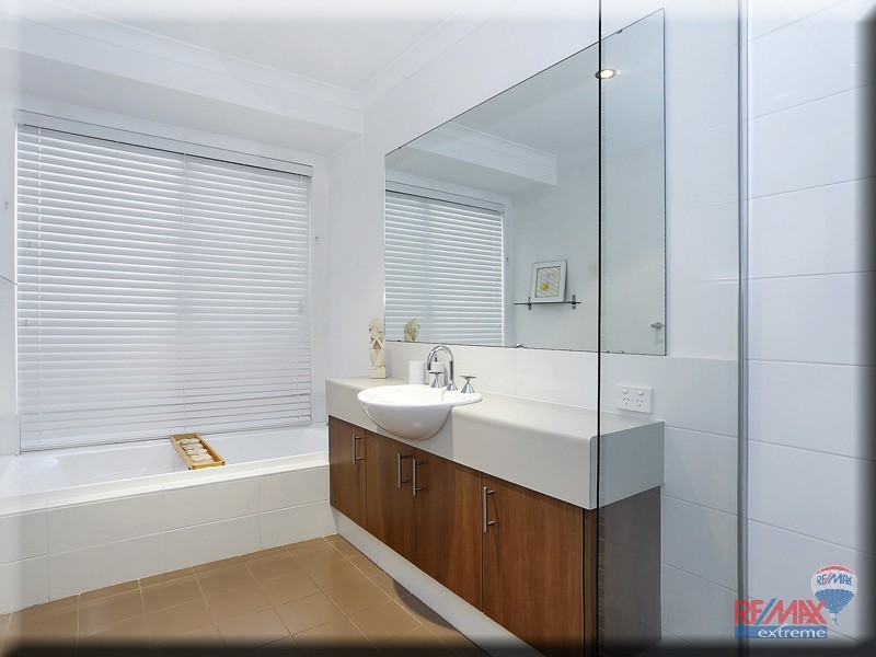 11 Broadford Avenue, Butler WA 6036