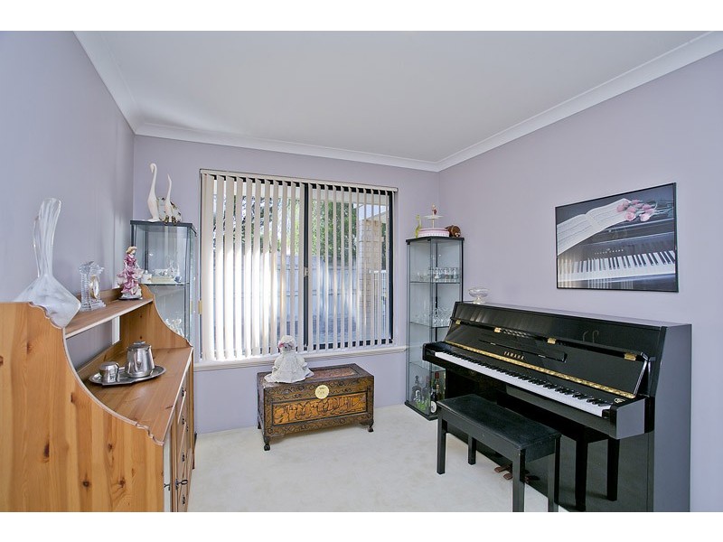 16 Bembridge Loop, Hocking WA 6065