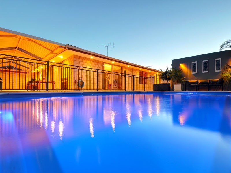 11 Kensington Way, Pearsall WA 6065