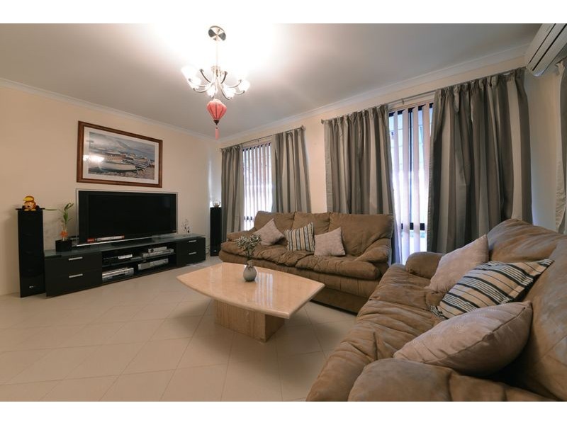 11 Westwind Place, Currambine WA 6028