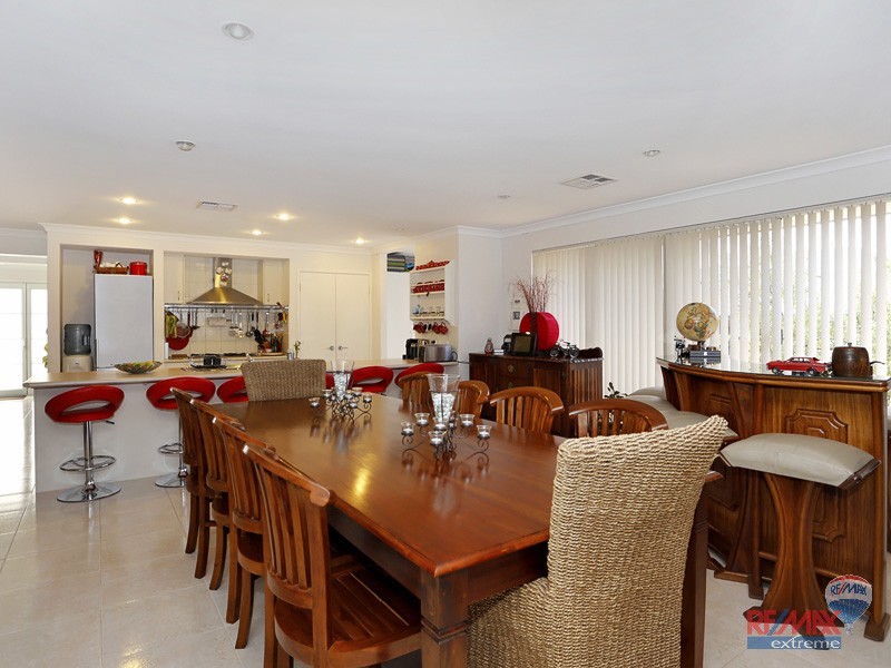61 Seaspray Crescent, Jindalee WA 6036