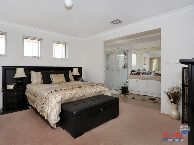 61 Seaspray Crescent, Jindalee WA 6036