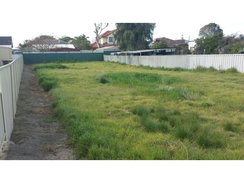 14 William Street, Rockingham WA 6168