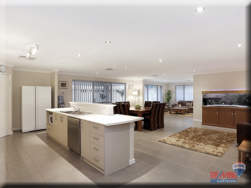 9 Cyandra Loop*, Banksia Grove WA 6031