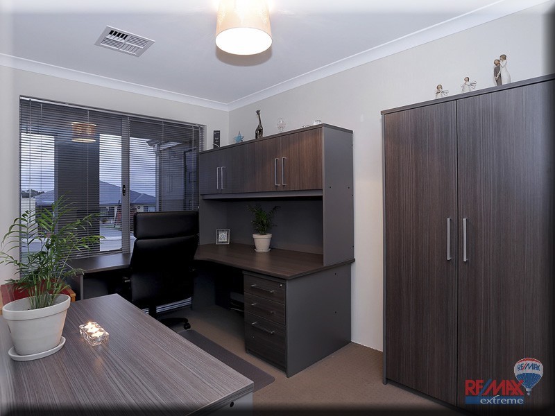 9 Cyandra Loop*, Banksia Grove WA 6031