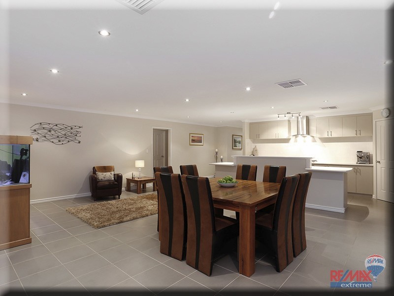 9 Cyandra Loop*, Banksia Grove WA 6031