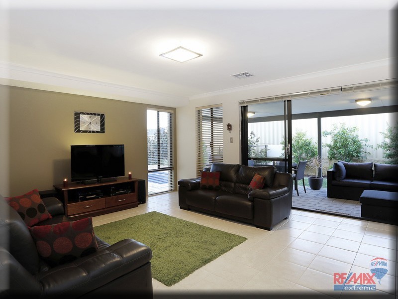 17 Redington Drive, Butler WA 6036