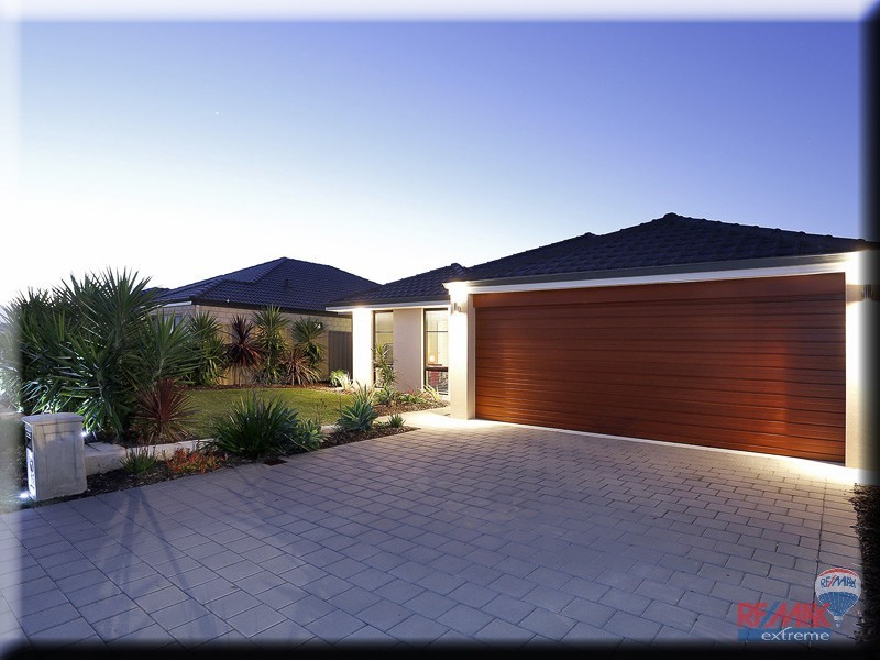 17 Redington Drive, Butler WA 6036