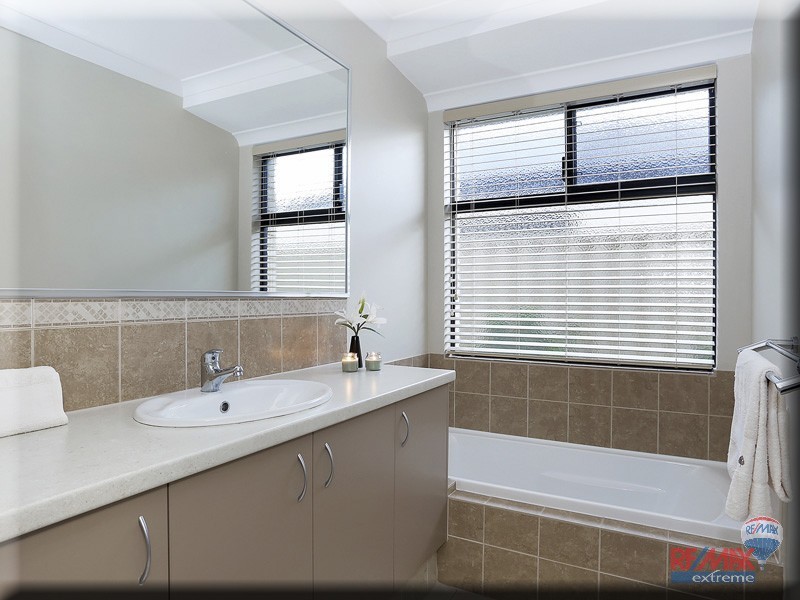 17 Redington Drive, Butler WA 6036