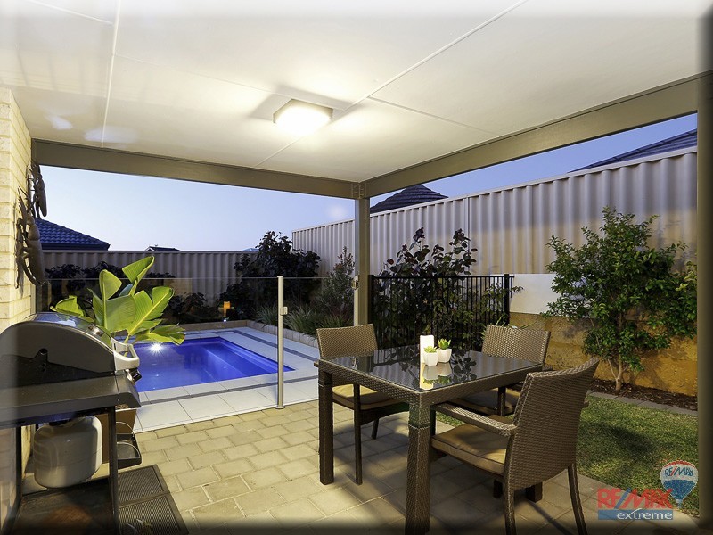 17 Redington Drive, Butler WA 6036