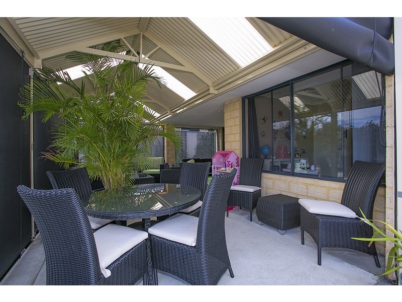 6 Faranda Close, Hocking WA 6065