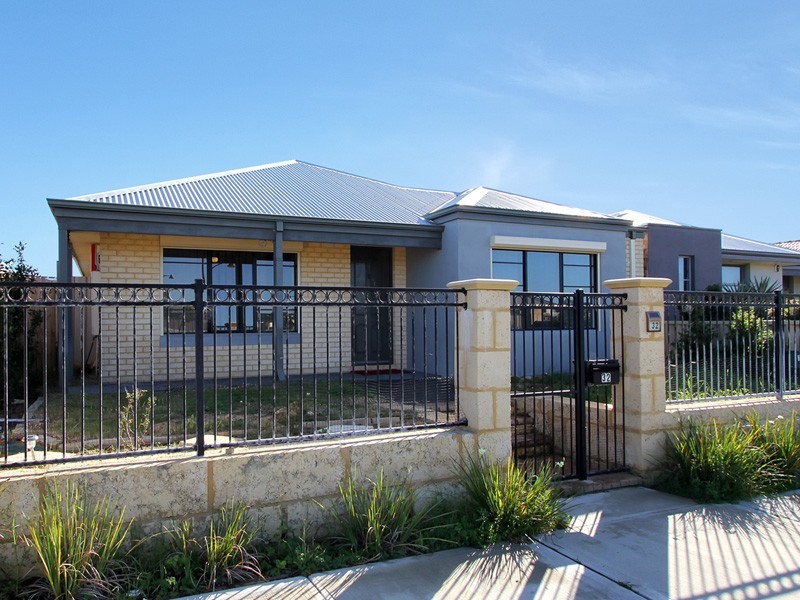 32 Finglas Meander, Butler WA 6036