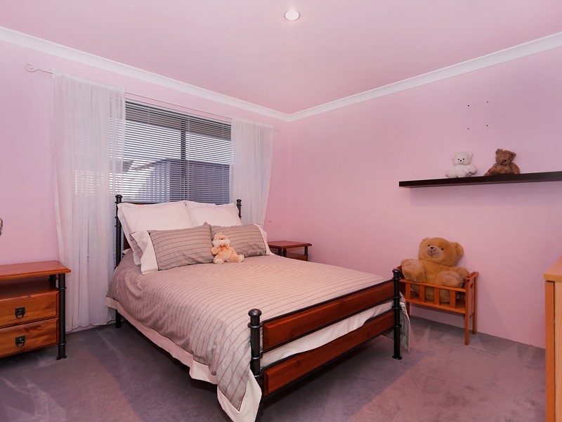 68 Camborne Parkway, Butler WA 6036