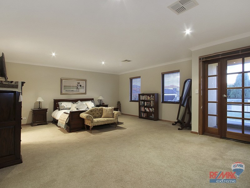 110 Cook Avenue, Hillarys WA 6025