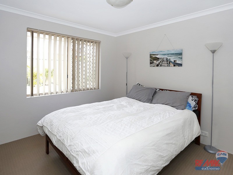 28 Edinburgh Avenue, Kinross WA 6028