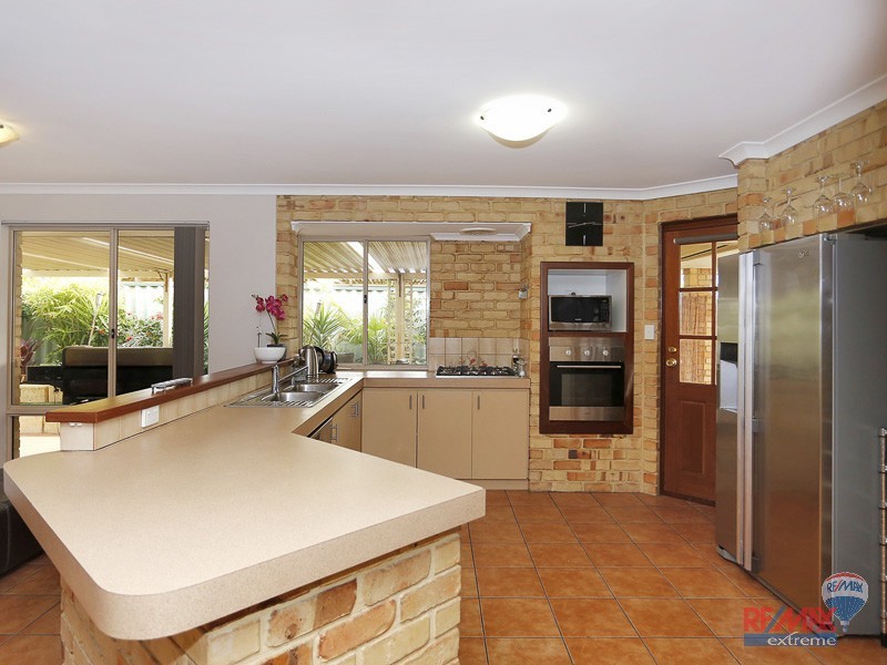 28 Edinburgh Avenue, Kinross WA 6028