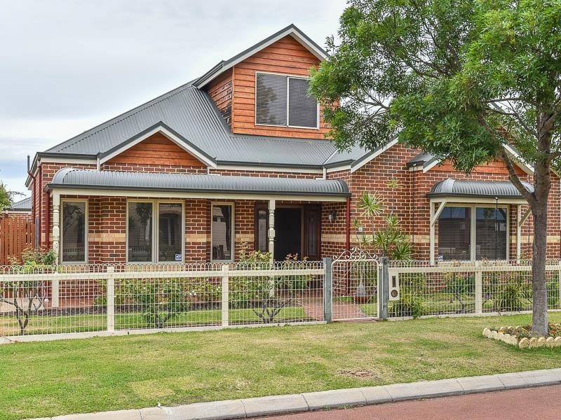 10 Balmain Tce, Alkimos WA 6038