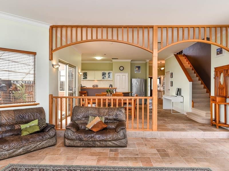 10 Balmain Tce, Alkimos WA 6038